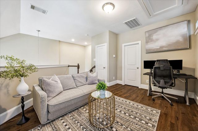 766 Nicholson Street, Houston, TX 77007