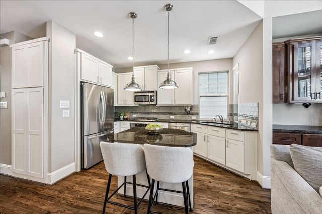 766 Nicholson Street, Houston, TX 77007