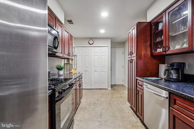 31--C CHICOPEE DR, Princeton, NJ 08540