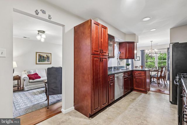 31--C CHICOPEE DR, Princeton, NJ 08540