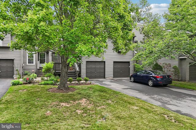 31--C CHICOPEE DR, Princeton, NJ 08540