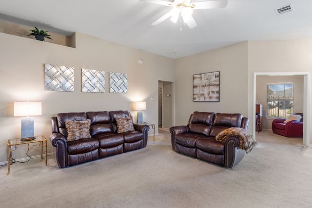 108 RED CLOUD Drive, Greenville, TX 75402