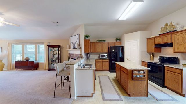 108 RED CLOUD Drive, Greenville, TX 75402