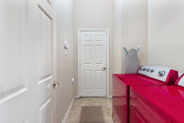 108 RED CLOUD Drive, Greenville, TX 75402