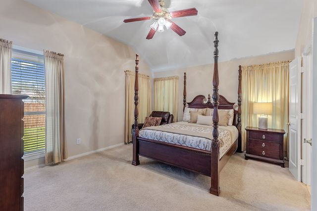 108 RED CLOUD Drive, Greenville, TX 75402