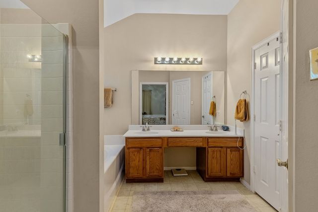 108 RED CLOUD Drive, Greenville, TX 75402