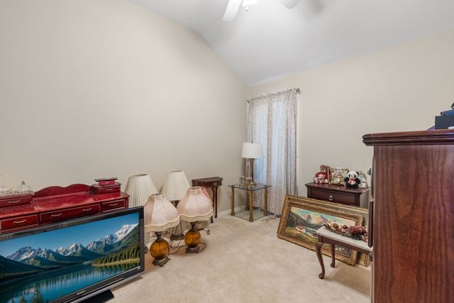 108 RED CLOUD Drive, Greenville, TX 75402