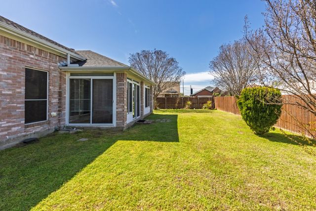 108 RED CLOUD Drive, Greenville, TX 75402