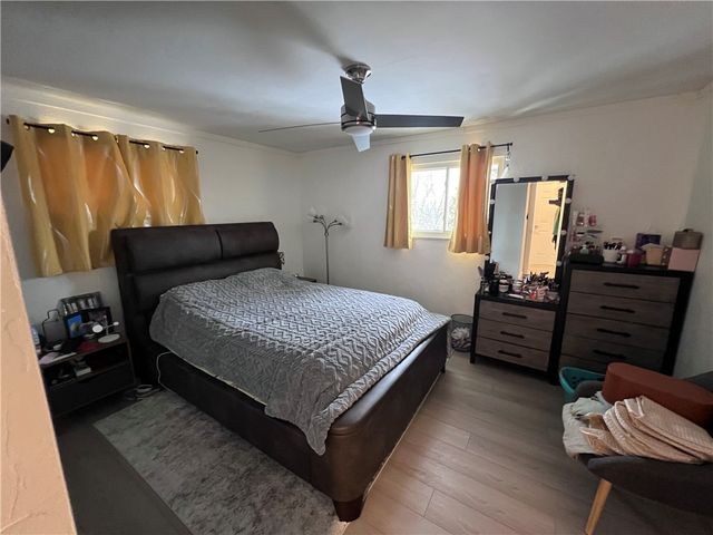 271 W Ingomar Rd, Mccandless, PA 15237