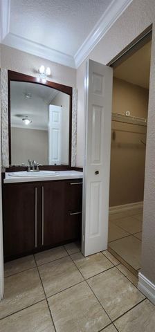 19259 SW 118th Pl, Miami, FL 33177