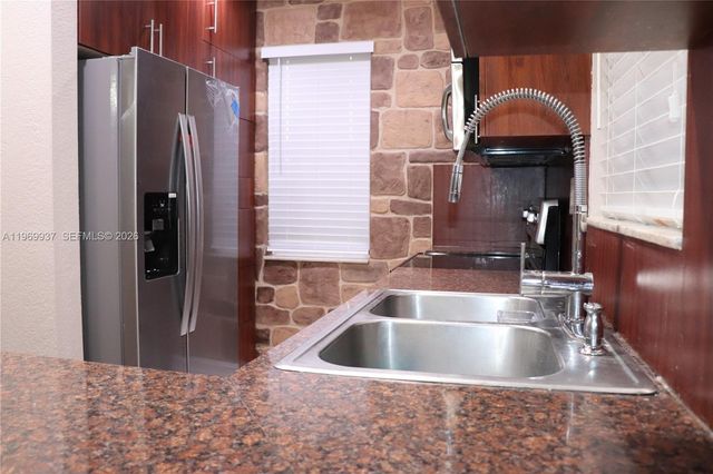 19259 SW 118th Pl, Miami, FL 33177