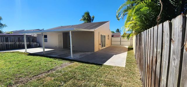 19259 SW 118th Pl, Miami, FL 33177