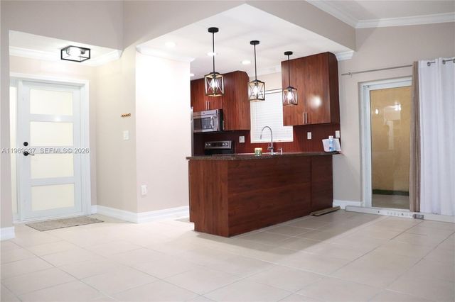 19259 SW 118th Pl, Miami, FL 33177