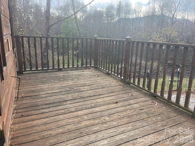 36 Luther Franklin Lane, Newland, NC 28657