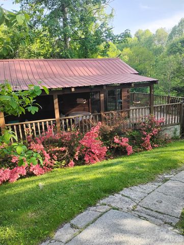 36 Luther Franklin Lane, Newland, NC 28657