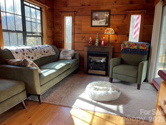 36 Luther Franklin Lane, Newland, NC 28657