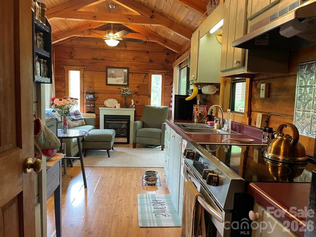 36 Luther Franklin Lane, Newland, NC 28657