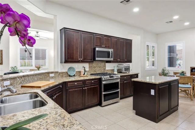 5579 Corte Viejo, Hemet, CA 92545