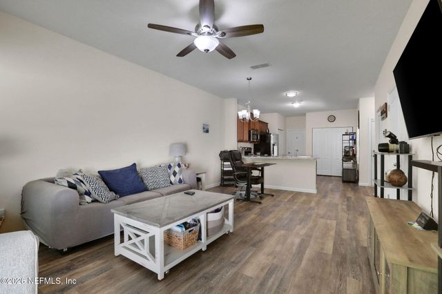 375 SERVIA Drive, St. Johns, FL 32259