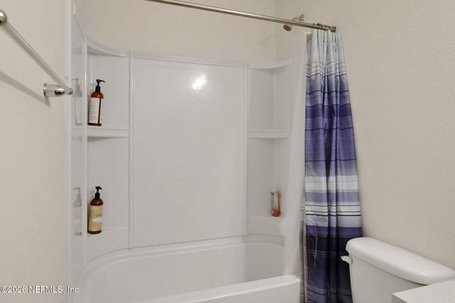 375 SERVIA Drive, St. Johns, FL 32259