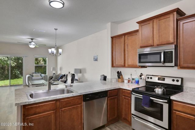 375 SERVIA Drive, St. Johns, FL 32259