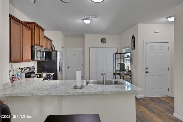 375 SERVIA Drive, St. Johns, FL 32259