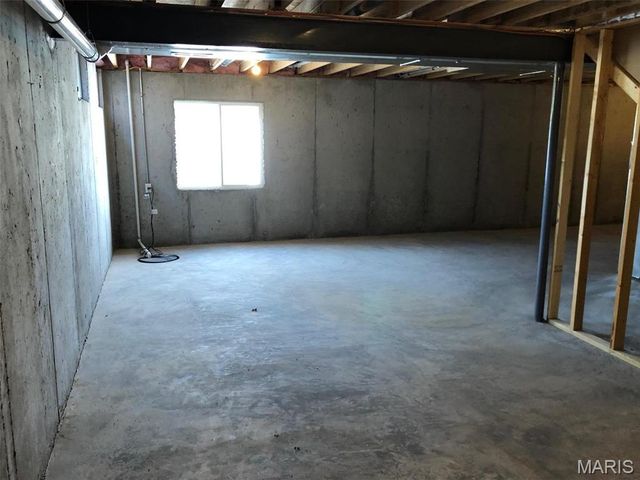 420 Triathlon Drive, Foristell, MO 63348