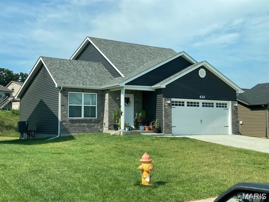 420 Triathlon Drive, Foristell, MO 63348
