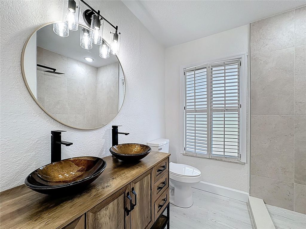 Image 4 of property listing at 1028 PRINCESS GATE BOULEVARD, Winter Park, FL 32792