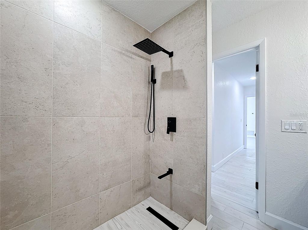 Image 60 of property listing at 1028 PRINCESS GATE BOULEVARD, Winter Park, FL 32792