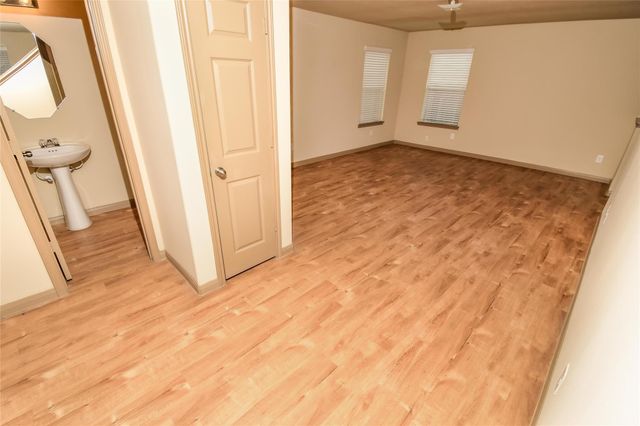 2418 Gibbs Bend Court, Houston, TX 77073