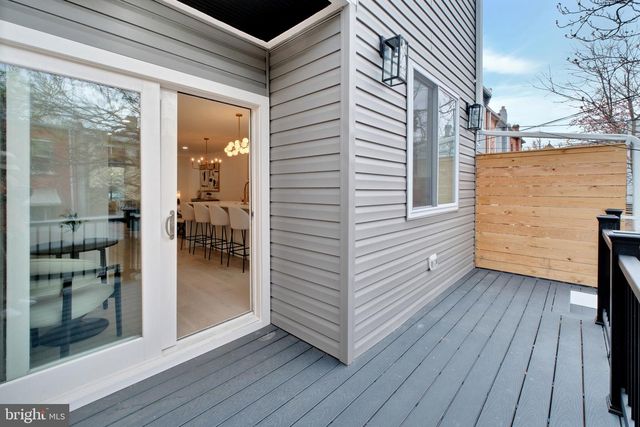 913 L ST NE, Washington, DC 20002