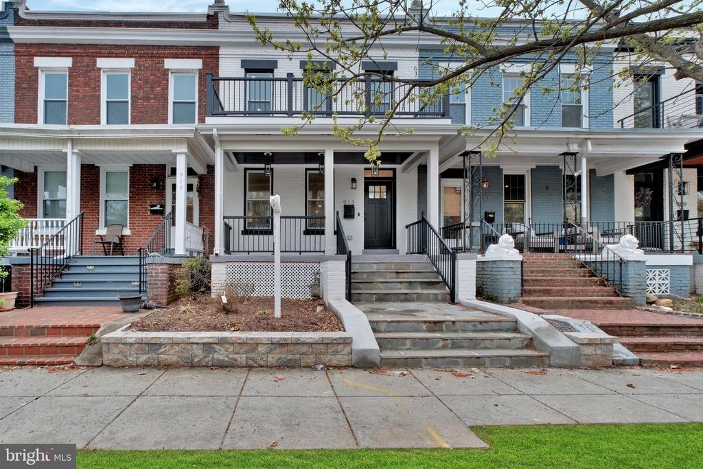 913 L ST NE, Washington, DC 20002