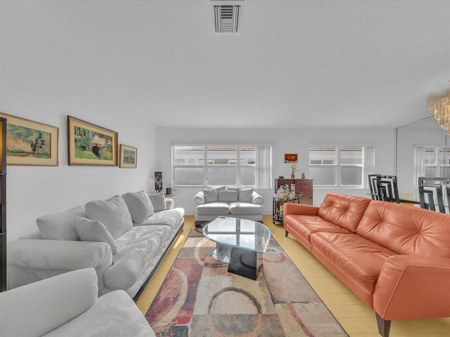 8039 N Tranquility Lake Drive, Delray Beach, FL 33446