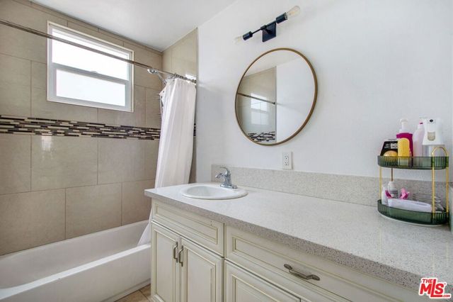 2051 W 78th Place, Los Angeles, CA 90047