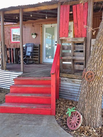 176 E North Street 281, Jacksboro, TX 76458