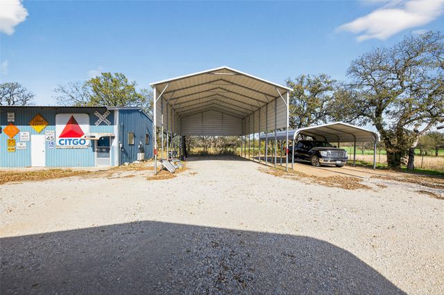 176 E North Street 281, Jacksboro, TX 76458