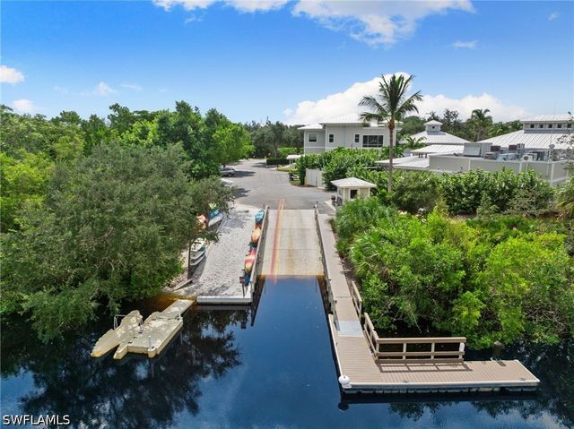 21301 Pelican Sound DR 102, Estero, FL 33928
