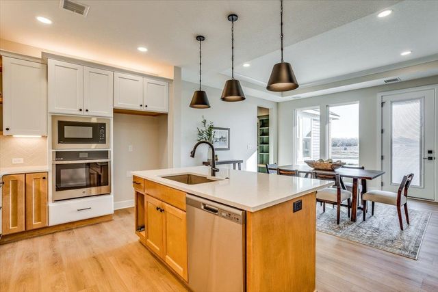 300 W Pepper Tree Rd, Andover, KS 67002