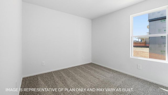 390 Ebbsfleet DR, Uhland, TX 78640