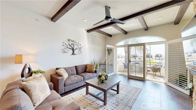 4257 E Ocean Boulevard, Long Beach, CA 90803