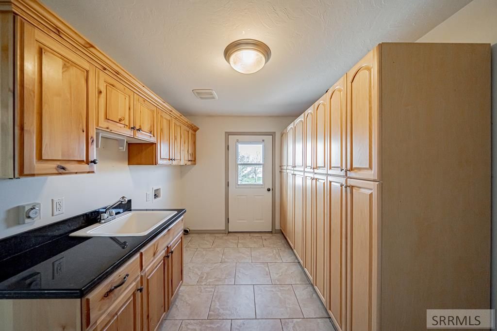 Image 28 of property listing at 3807 E 137 N, Rigby, ID 83442
