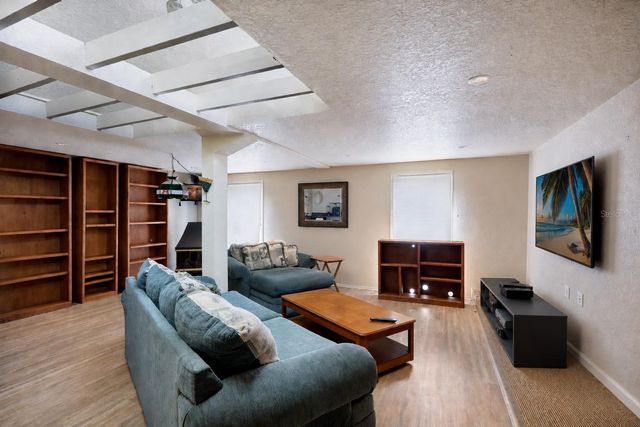 311 MAGELLAN DRIVE, Sarasota, FL 34243
