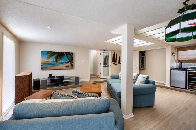 311 MAGELLAN DRIVE, Sarasota, FL 34243