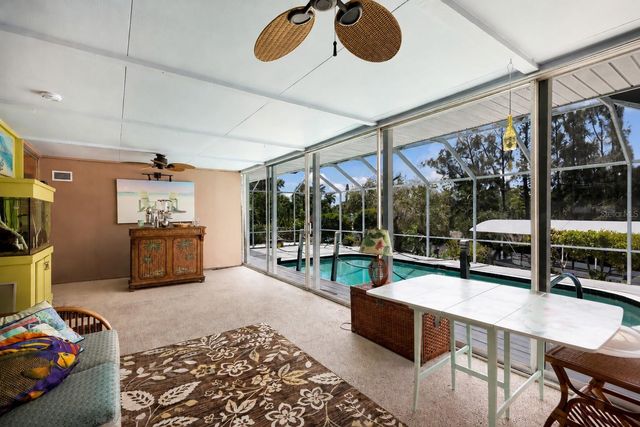 311 MAGELLAN DRIVE, Sarasota, FL 34243