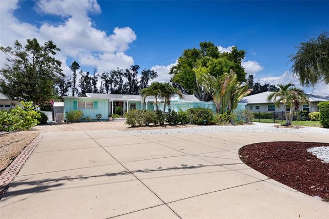 311 MAGELLAN DRIVE, Sarasota, FL 34243