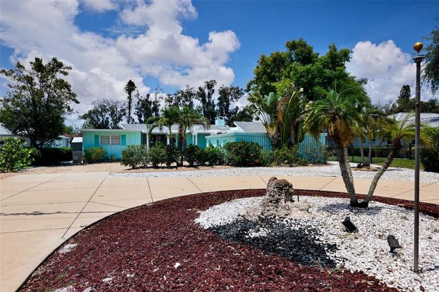 311 MAGELLAN DRIVE, Sarasota, FL 34243