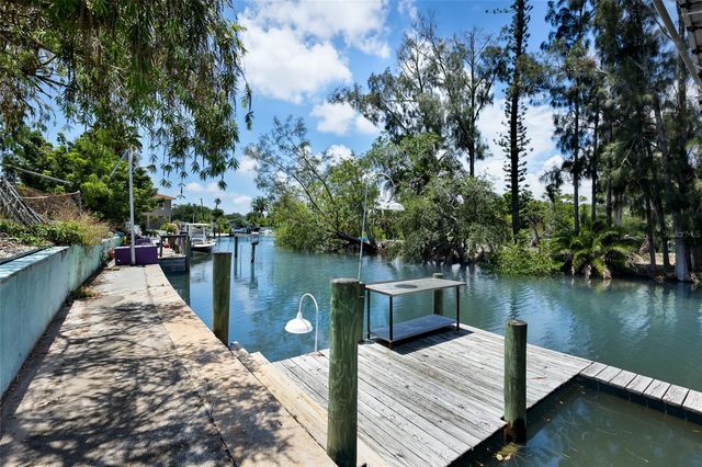 311 MAGELLAN DRIVE, Sarasota, FL 34243