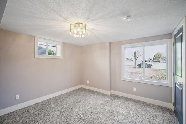 213 Davenport Avenue, Baxter, IA 50028