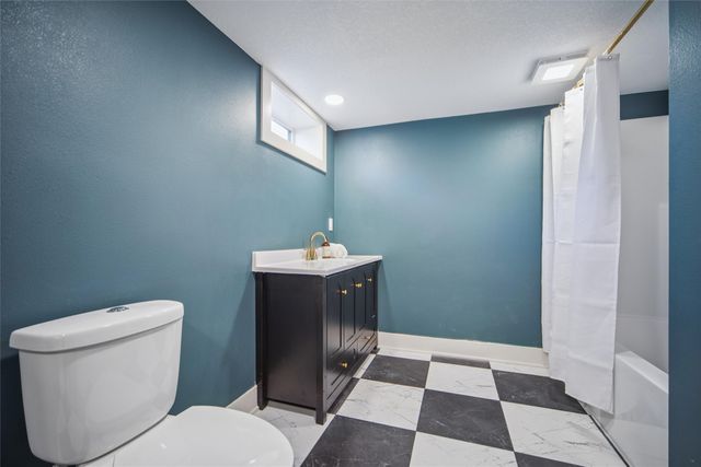 213 Davenport Avenue, Baxter, IA 50028